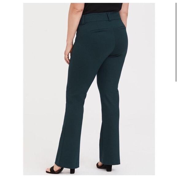 Torrid Studio Signature Ponte Stretch Trousers Forest Green Dress Pants Size 26R - Picture 2 of 10
